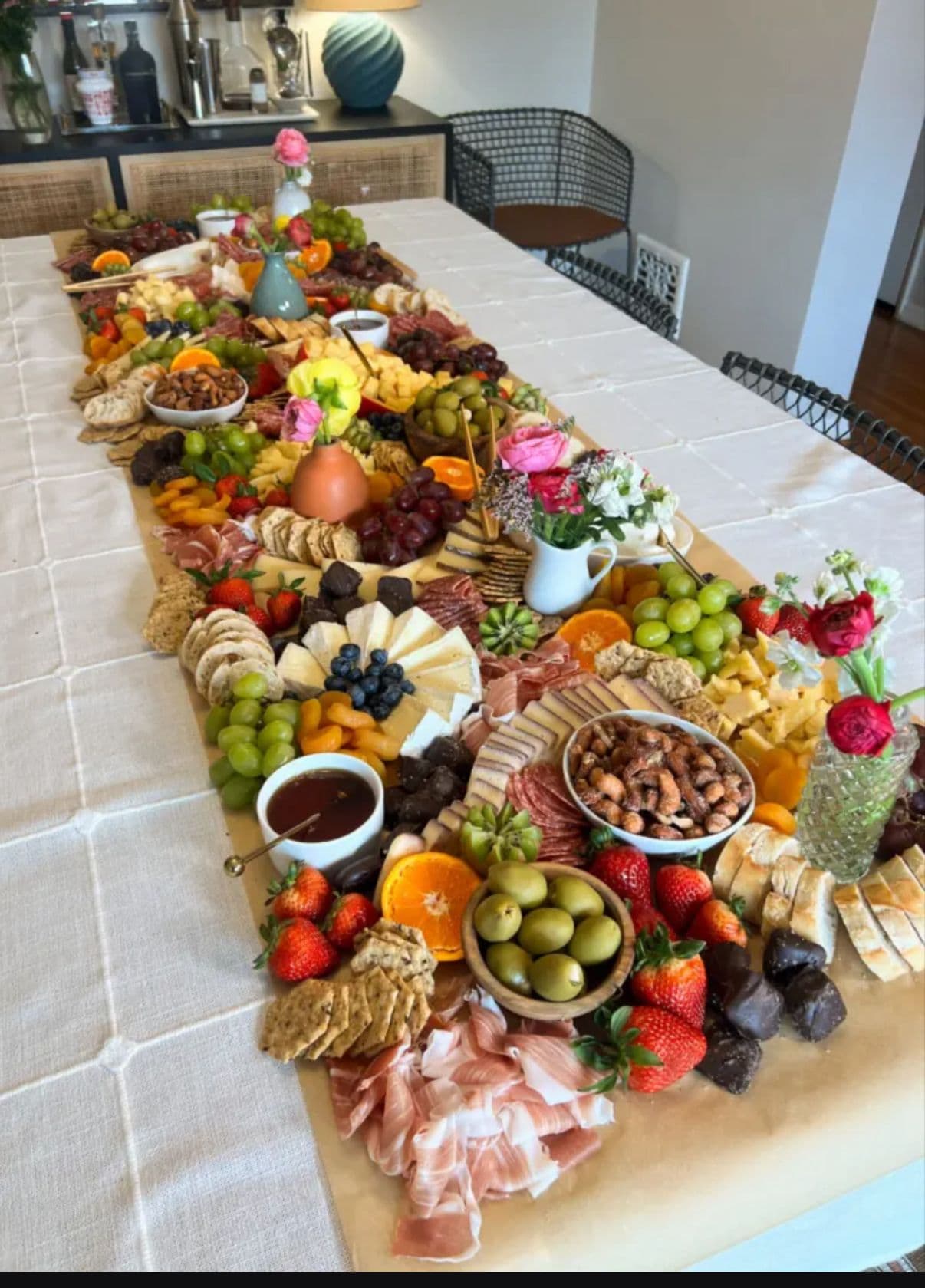 The Art of the Grazing Table: How to Build a Showpiece Spread