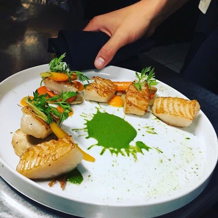 Seared Scallops with Herb Purée